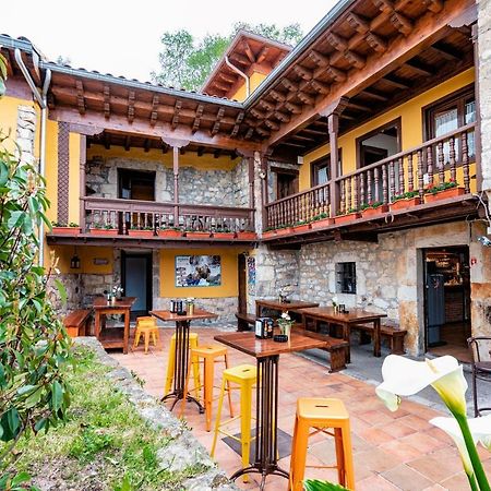 Albergue Santa Marina Buelna Exteriér fotografie