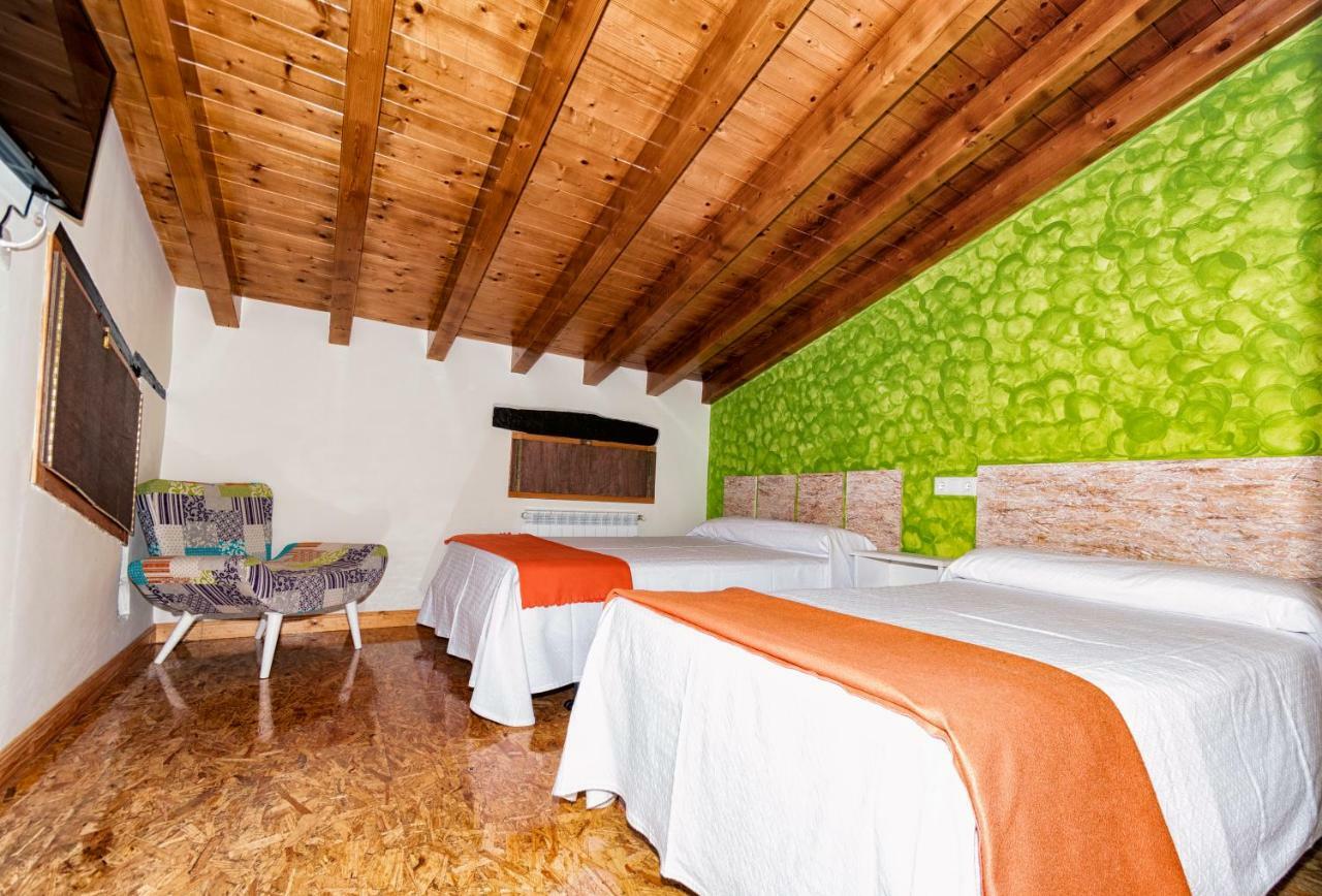 Albergue Santa Marina Buelna Exteriér fotografie
